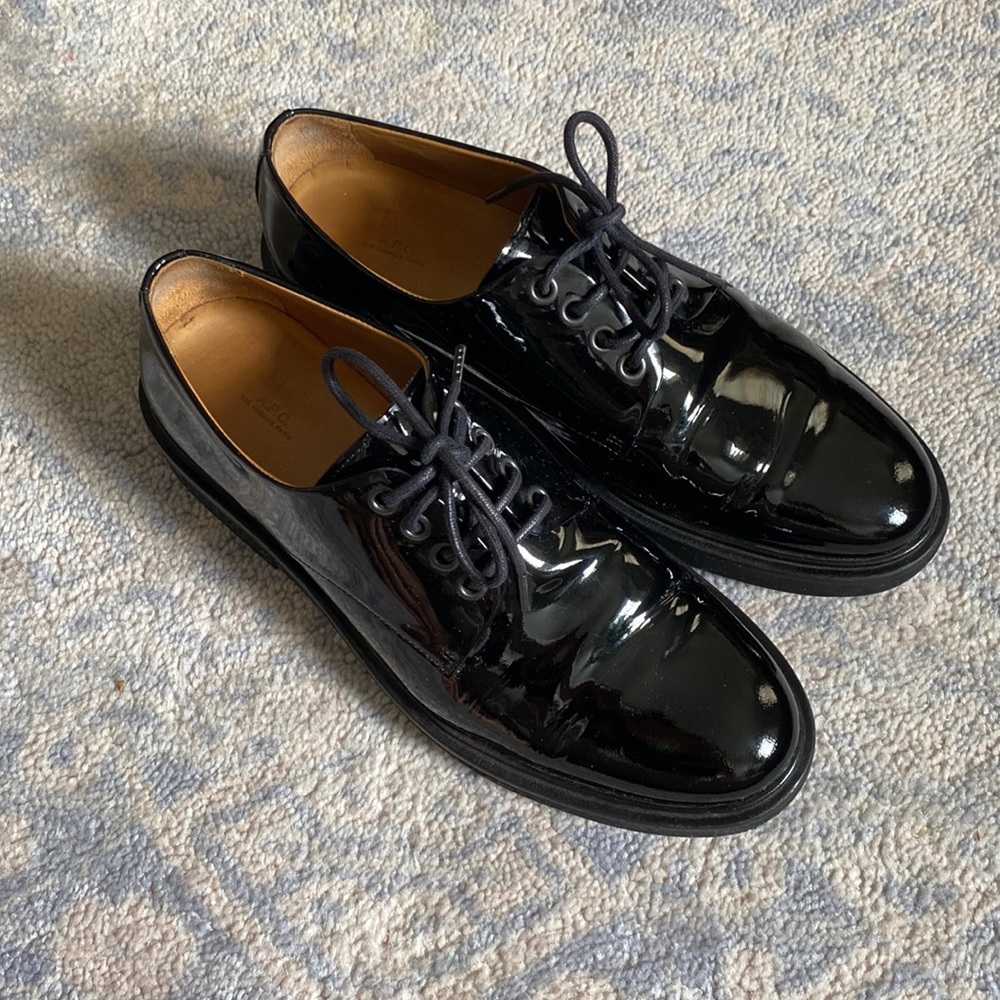 A.P.C. Black derby shoes in patent leather